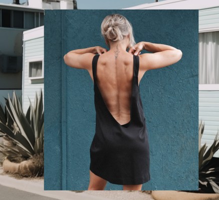  V Dress Black