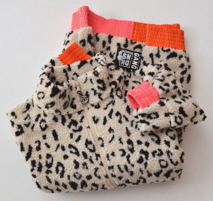  White Leo Sherpa Fleece