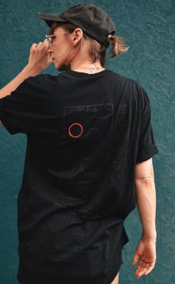T-SHIRT OUTDOOR STORIES BLACK