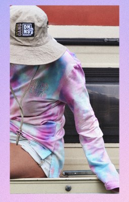 LONGSLEEVE DYE SHRED SISTA