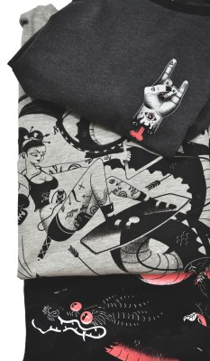  T-SHIRT WATATSUMI BLACK LONGER LENGTH 